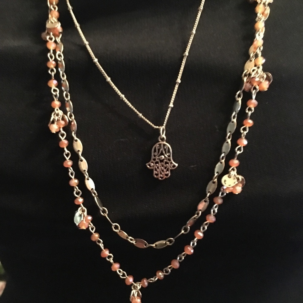 🤡Gold 3 Tiered Necklace with Hamsa Charm🤡